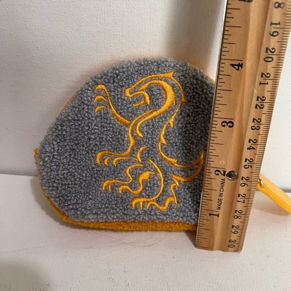 Universal Studios Harry Potter Hufflepuff Chenille Coin Purse Yellow & Grey EUC - Picture 5 of 6